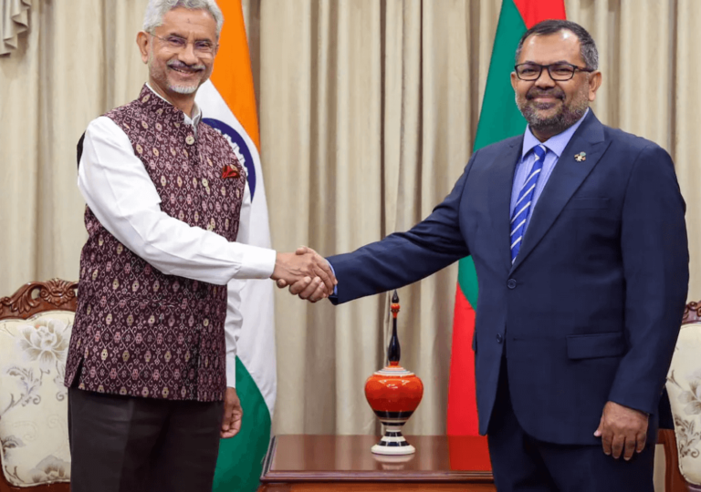 Is the Maldives Swimming Back to India?