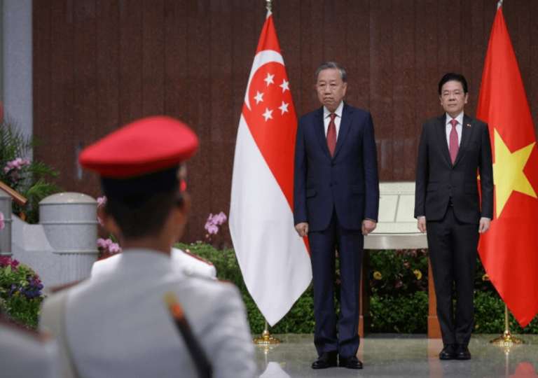 Amid Regional Tensions, Singapore and Vietnam Deepen Ties