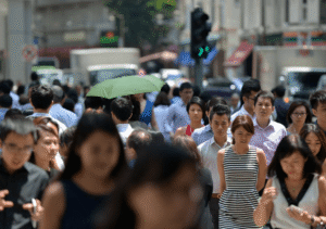 Singapore Faces Economic Toll from US Tariff Warfare