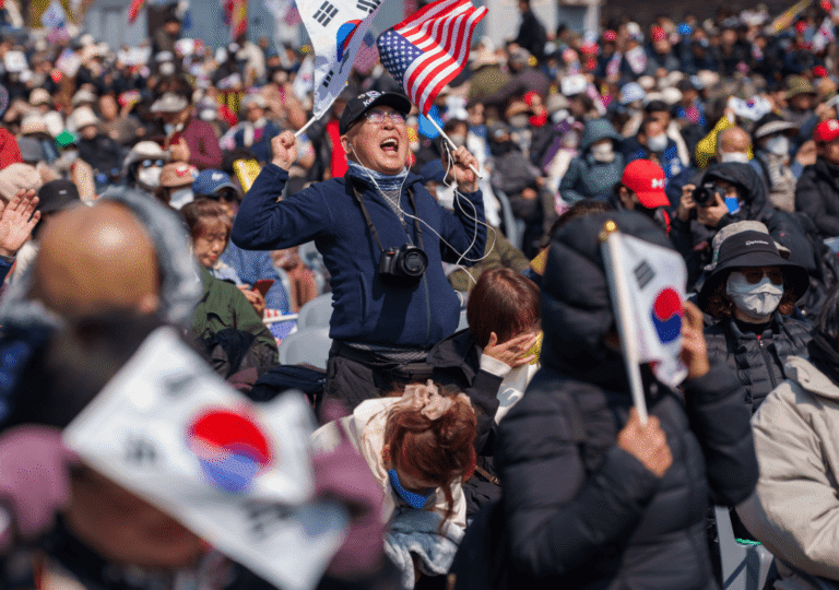 In South Korea, a Fractured Democracy Prepares for a Fresh Mandate