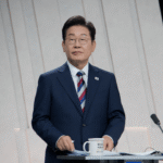 Lee Leads, As South Korea’s Election Nears Its Climax